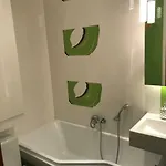 Nina Na Bielanskiej Warschau
