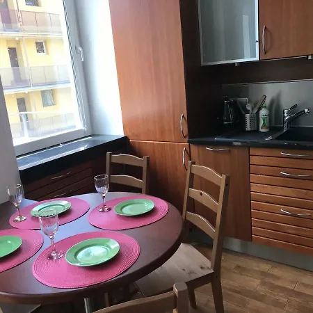 Nina Na Bielanskiej شقة